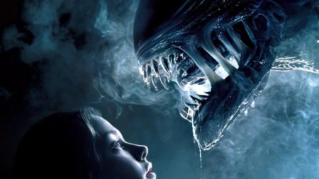 El guiño de 'Alien: Romulus' a 'Alien' con 45 años de distancia: solo un verdadero fan podría cazarlo pero está en el tráiler imagen-16