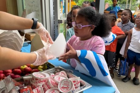 Comida gratis en Boston: así funciona el programa que no requiere identificación ni registro imagen-7