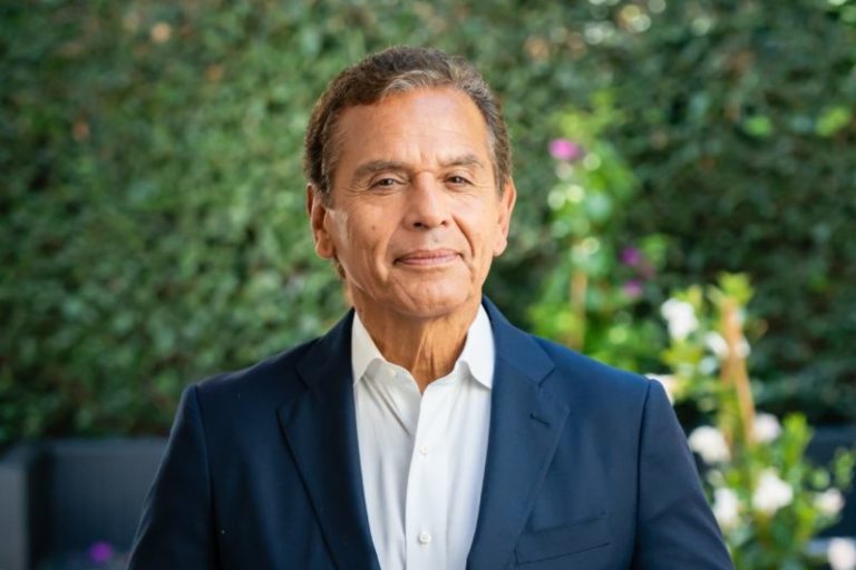 Quién es Antonio Villaraigosa, el candidato que busca ser el primer gobernador latino de California imagen-3