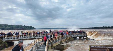 Miles de turistas disfrutan los atractivos naturales y múltiples eventos de Misiones imagen-8