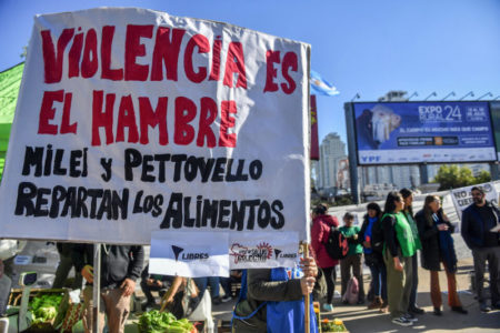 "La peor violencia es el hambre" imagen-13