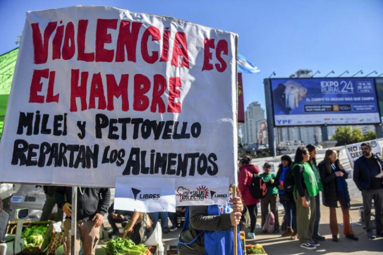 "La peor violencia es el hambre" imagen-4