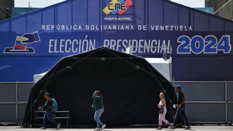 El Centro Carter y la ONU piden al CNE que publique los resultados de las elecciones imagen-4