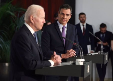 Sánchez alaba la "valiente y digna" decisión de Biden de renunciar a su candidatura como presidente de EEUU imagen-13