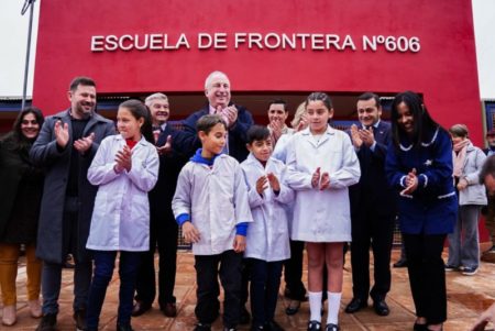 INAUGURARON EL NUEVO EDIFICIO DE LA ESCUELA DE FRONTERA N°606 Y EL NENI EN SANTA MARÍA imagen-7