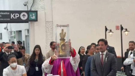 Así llegaron las reliquias originales de San Judas Tadeo a CDMX; fieles podrán visitarlas en la Catedral Metropolitana imagen-8