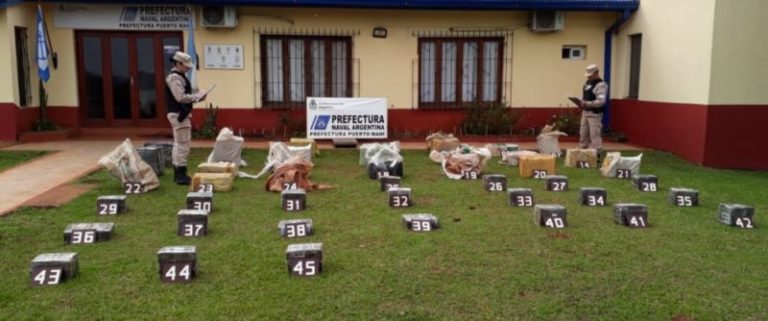 Prefectura incautó más de 660 kilos de marihuana en Puerto Maní imagen-3