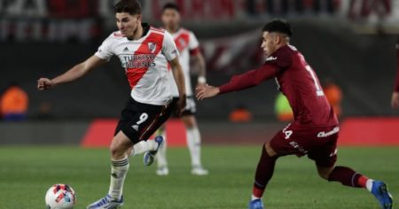 ¿Se estira?: la gran racha invicta de River recibiendo a Lanús imagen-16