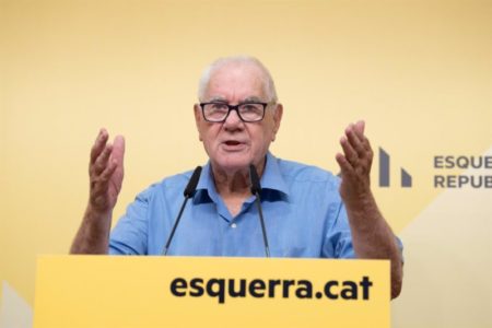 Maragall anuncia que rompe el carné de ERC tras la polémica por los carteles de Alzheimer imagen-12