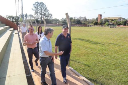 EL GOBERNADOR VISITÓ CERRO AZUL Y CERRO CORÁ PARA HABILITAR IMPORTANTES OBRAS DE INFRAESTRUCTURA imagen-13