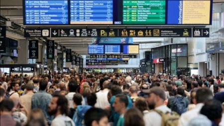 Últimas noticias de la inauguración de los Juegos Olímpicos, saboteo de trenes en Francia y más imagen-12