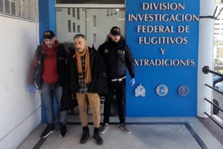 Cayó en Palermo un ladrón buscado en Alemania por robar monedas de oro y relojes valuados en 600.000 euros imagen-7