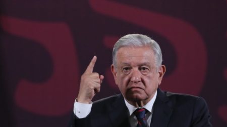 AMLO reacciona a destrucción de la capilla familiar de Dámaso López; rechaza que hayan enfrentamientos: “No creo que pase” imagen-11