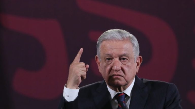 AMLO reacciona a destrucción de la capilla familiar de Dámaso López; rechaza que hayan enfrentamientos: “No creo que pase” imagen-4