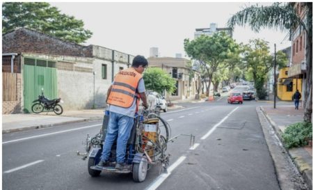 Realizan obras para mejorar la seguridad vial en las calles posadeñas imagen-10