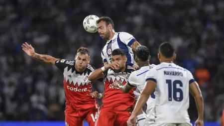 Talleres y River palpitan el partido de ida por los octavos de la Copa Libertadores imagen-12