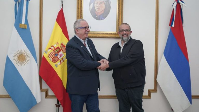 EL GOBIERNO DE MISIONES BRINDÓ ASISTENCIA A LA MISIÓN CONSULAR DE ESPAÑA QUE BENEFICIÓ LA AGILIZACIÓN DE TRÁMITES A MILES DE PERSONAS imagen-4