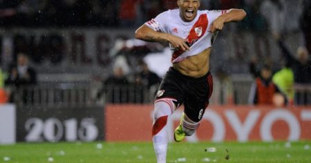 Carlos Sánchez con Olé: "Me emocioné con la vuelta de Gallardo" y su vida en el Ascenso uruguayo imagen-15