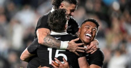 Los Pumas, irreconocibles, fueron goleados por los All Blacks en el Rugby Championship imagen-10