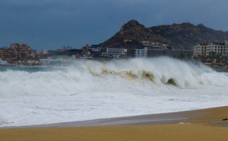 Ciclón Carlotta se intensifica a huracán en el Pacífico de México imagen-10