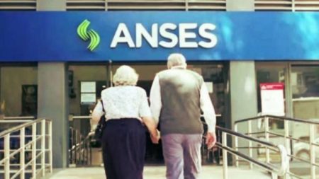 ANSES confirmó el aumento para jubilados: cuánto cobran en septiembre 2024 imagen-15