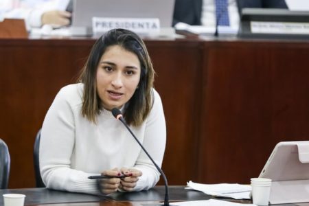 Uribe ofrece vender predio al Gobierno y Laura Sarabia responde con un llamado a la paz imagen-13