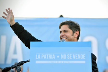 Kicillof hace lo que Milei desperdicia imagen-12