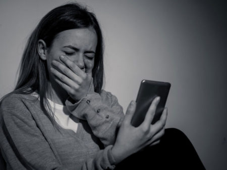 Seis de cada diez mujeres en Argentina reciben mensajes digitales sexuales y misóginos imagen-11