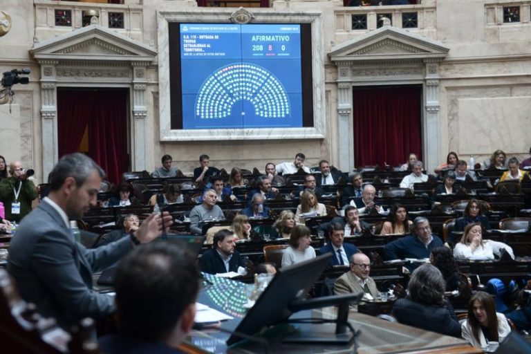 La Cámara de Diputados aprobó un proyecto que garantiza que las escuelas estén abiertas durante los paros imagen-4