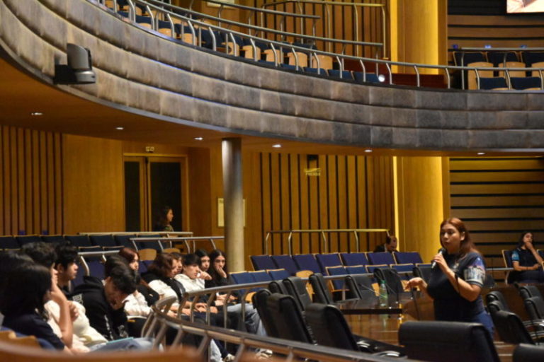 De la teoría a la práctica: Estudiantes viven la experiencia legislativa imagen-4