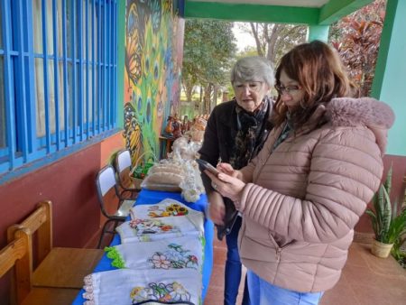 «Estamos con Vos» acercó a vecinos de Salto Encantado variados servicios integrales imagen-12