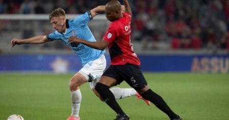 Qué dijo el VAR en el gol anulado a Belgrano frente a Paranaense imagen-10