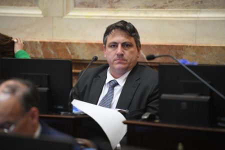 Echaron al senador Francisco Paoltroni del bloque de La Libertad Avanza imagen-10