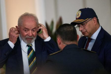 Petro conversó con Lula sobre crisis política en Venezuela, a dos semanas de las elecciones: esto es lo que se sabe imagen-13