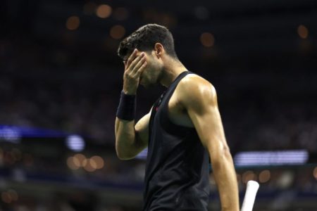 Carlos Alcaraz, fuera del US Open: una derrota inesperada y contundente en la segunda ronda para el número 3 del mundo imagen-10