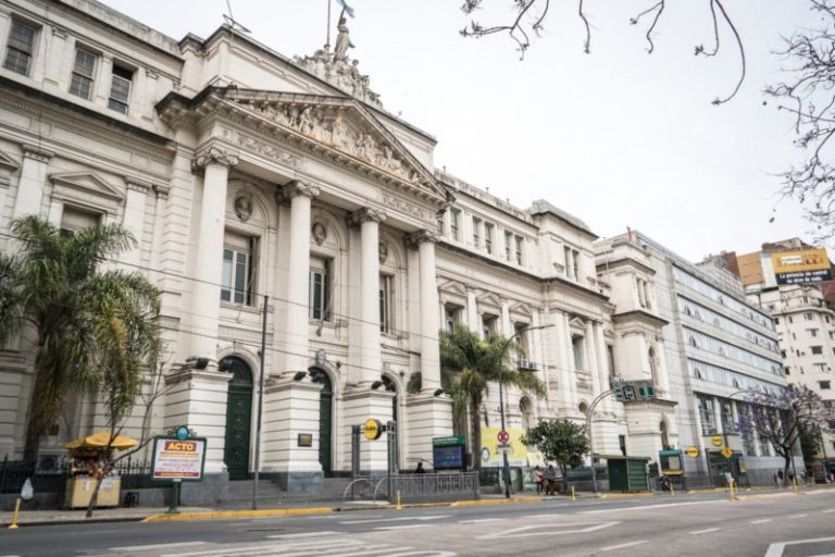 Las universidades nacionales convocaron a un paro y no iniciarán las clases imagen-4