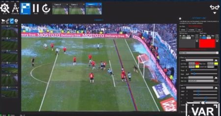 Video: el audio del VAR en el gol anulado a Racing ante Independiente imagen-12