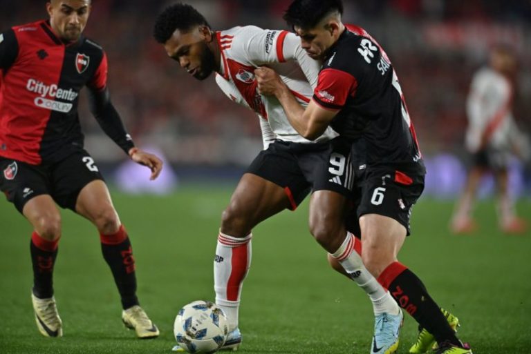 River empató sin goles ante Newell´s en el Monumental imagen-4