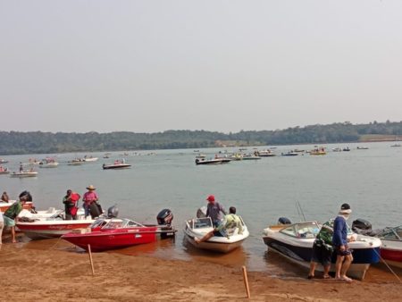 En Roca-Corpus, la alegría fue para los pescadores paraguayos imagen-13