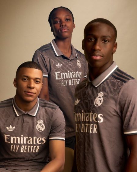 Linda Caicedo presenta la nueva camiseta del Real Madrid junto a Kylian Mbappé y Jude Bellingham: esto cuesta la indumentaria imagen-7