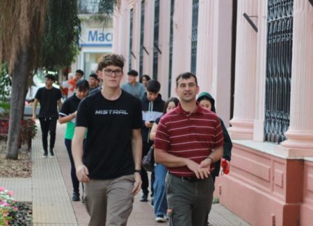 Jóvenes misioneros en acción: visita educativa con el programa “Yo soy un líder misionero” imagen-7