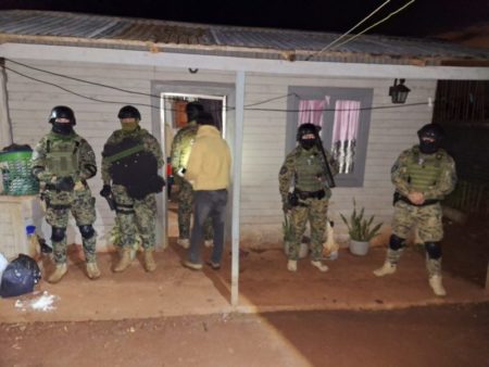 Allanamientos simultáneos en Posadas: hay tres detenidos, secuestraron cocaína, marihuana y bienes robados imagen-16