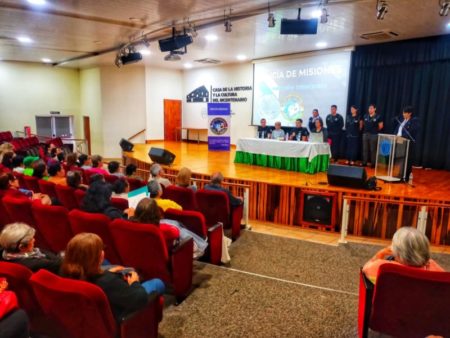 Se realizó la primera Jornada de Prevención de Ciberdelitos para adultos mayores en Oberá imagen-9