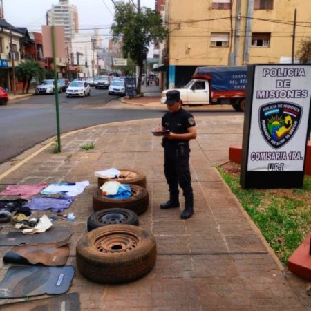 Captados en cámaras: Capturaron a dos hombres y les secuestraron un vehículo con ruedas robadas imagen-8