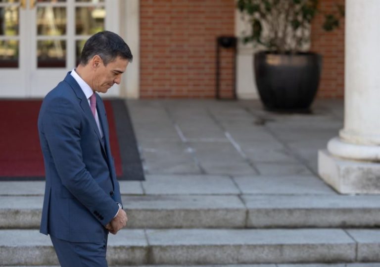 Pedro Sánchez felicita a la selección de fútbol tras conseguir el oro olímpico en París 2024 imagen-4