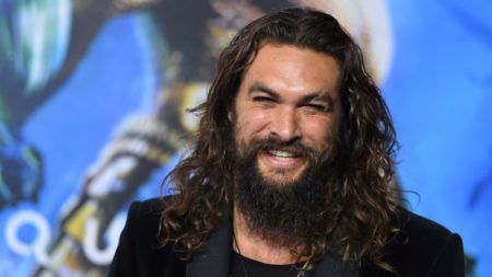 Jason Momoa: de vender remeras de surf a triunfar como Aquaman y convertirse en yerno de Ricardo Arjona imagen-12