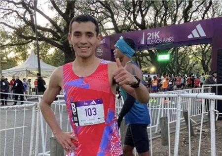 Agustín Da Silva marcó un nuevo récord provincial de media maratón imagen-12