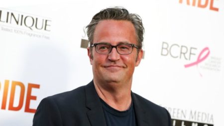 Qué se sabe de las 5 personas acusadas en relación con la muerte de Matthew Perry imagen-14