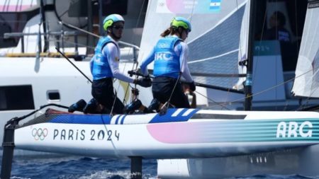 Mateo Majdalani y Eugenia Bosco ganaron la medalla de plata en Nacra 17 imagen-9