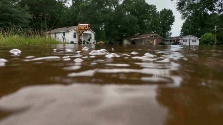 El clima extremo llegó para quedarse. Cómo prepararse financieramente para un desastre imagen-3